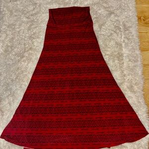 Elegant Red Patterned Women's Skirt